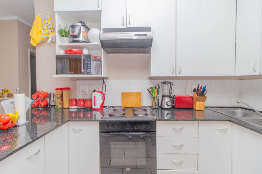 2 Bedroom Property for Sale in Parklands Western Cape